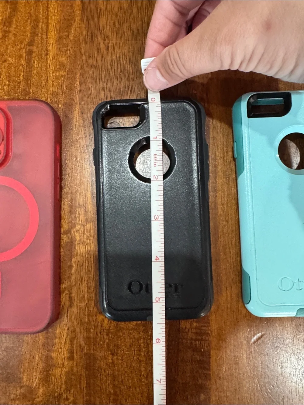 Lot of 4 iPhone cases 2 are OtterBox